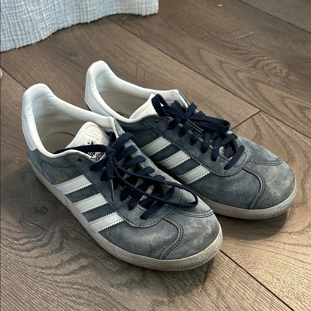 Adidas blue Gazelle Sneakers